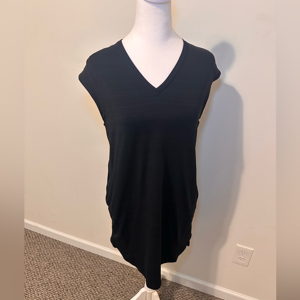 Athleta Black V-Neck Athletic Dress. Size XS